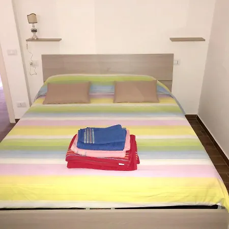 Cozy House In With Private Garden Casa vacanze