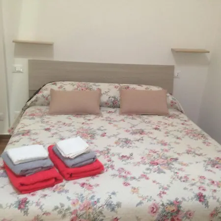Holiday home Cozy House In With Private Garden *