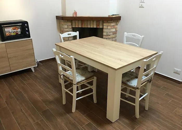 Σπίτι διακοπών Cozy House In With Private Garden