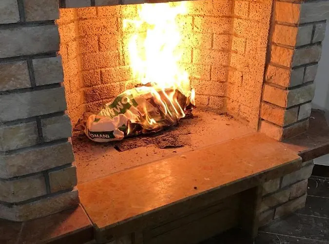 Σπίτι διακοπών Cozy House In With Private Garden *