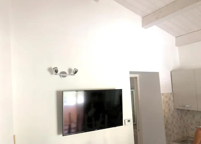 Cozy House In With Private Garden Σπίτι διακοπών *